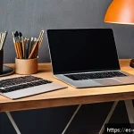 디지털 장인 문화의 상징적 요소 - A digital artisan workspace blending traditional craftsmanship and modern technology: a warm, inviti...